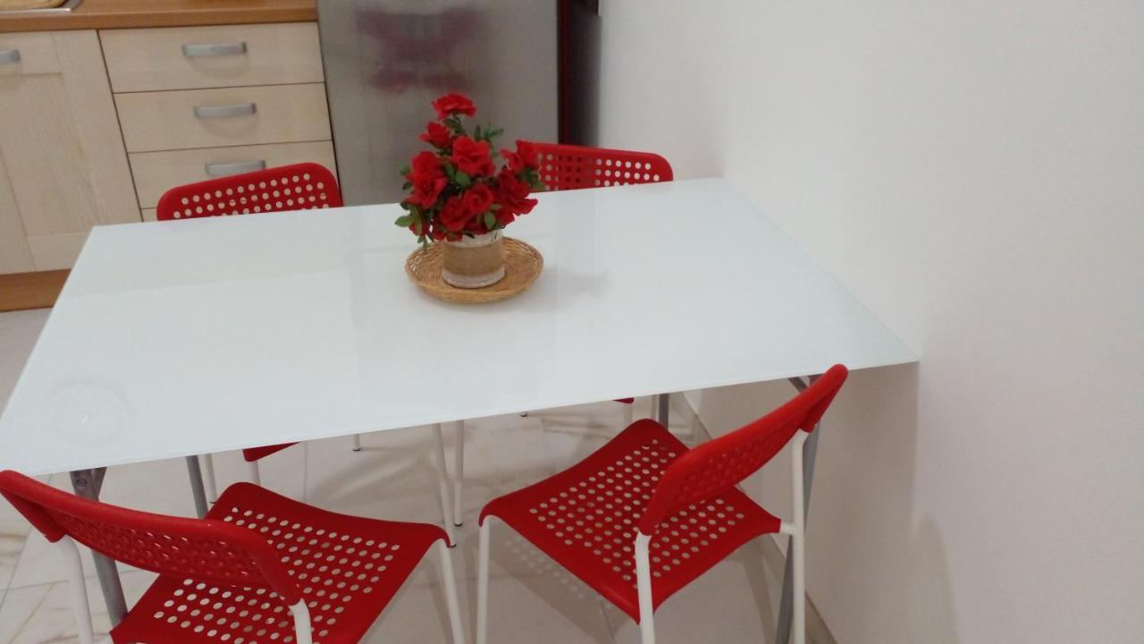 La Rosa Rossa Hotell Bari Eksteriør bilde